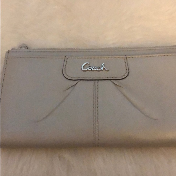 Coach clutch or wallet - Picture 1 of 5